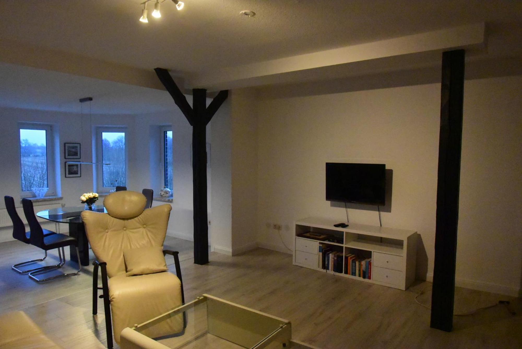 Grosszuegige Wohnung Auf Resthof Jevenstedt Екстериор снимка